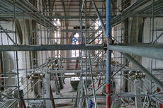 Einrüstung des Kircheninnenraumes (Foto: Karl-Franz Thiede)